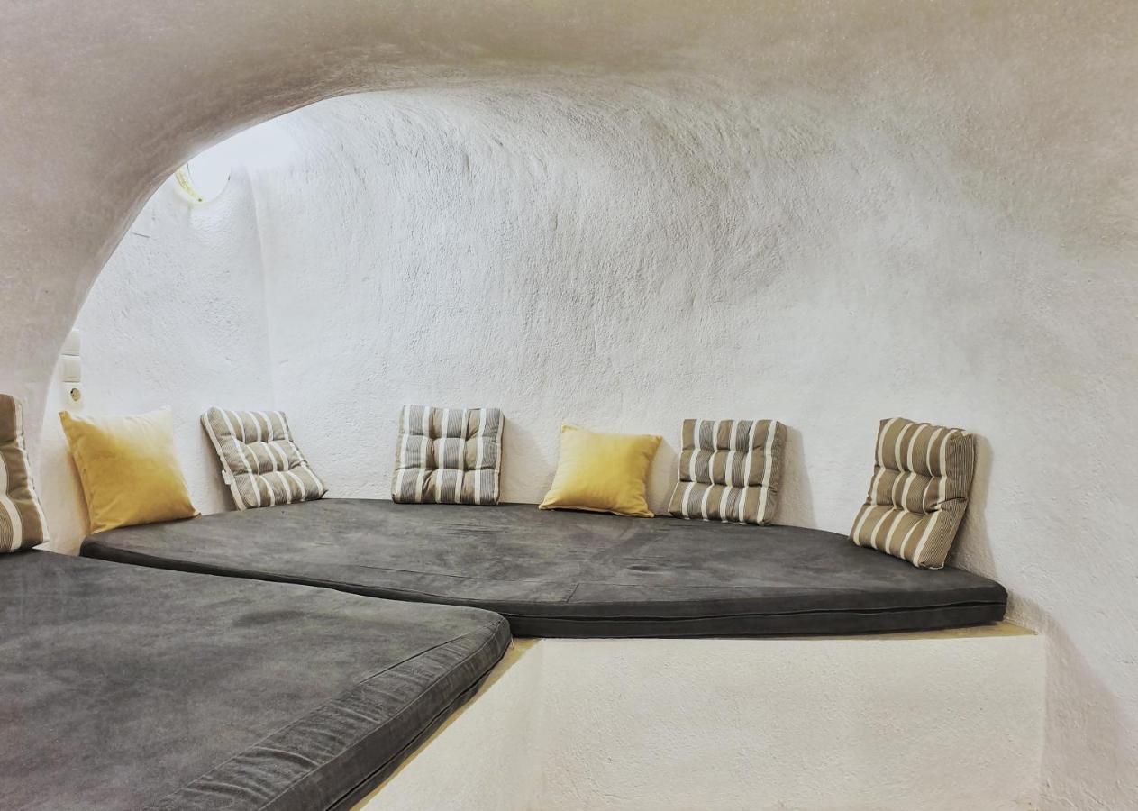 Navita Cave Houses Fira  Ngoại thất bức ảnh